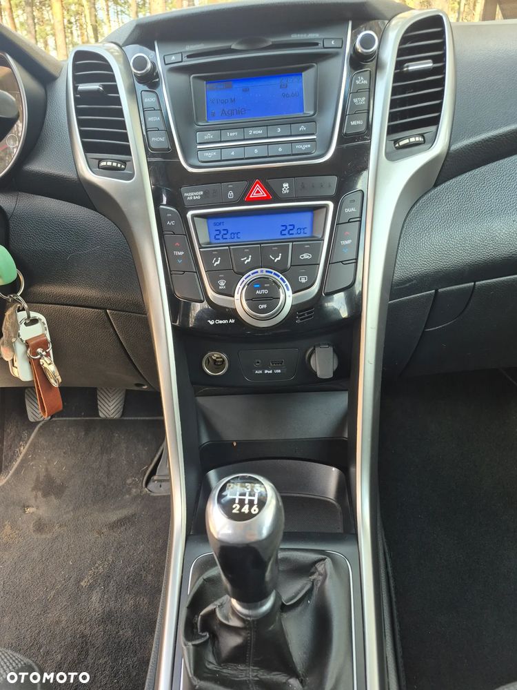 Hyundai i30 i30cw 1.4 CRDi Advantage - 23