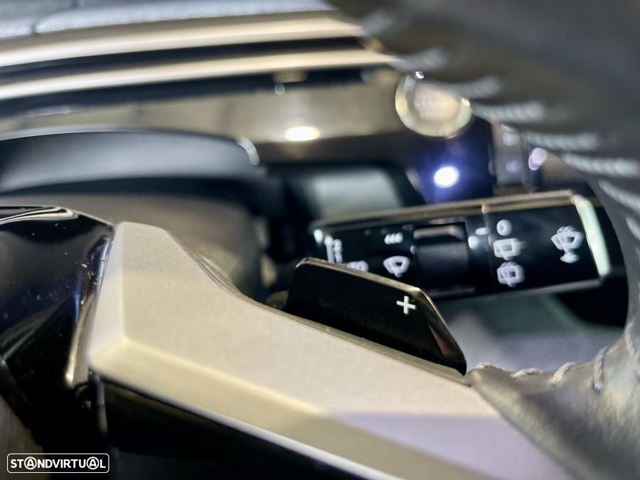 Peugeot 5008 1.2 Hybrid Allure e-DCS6 - 14