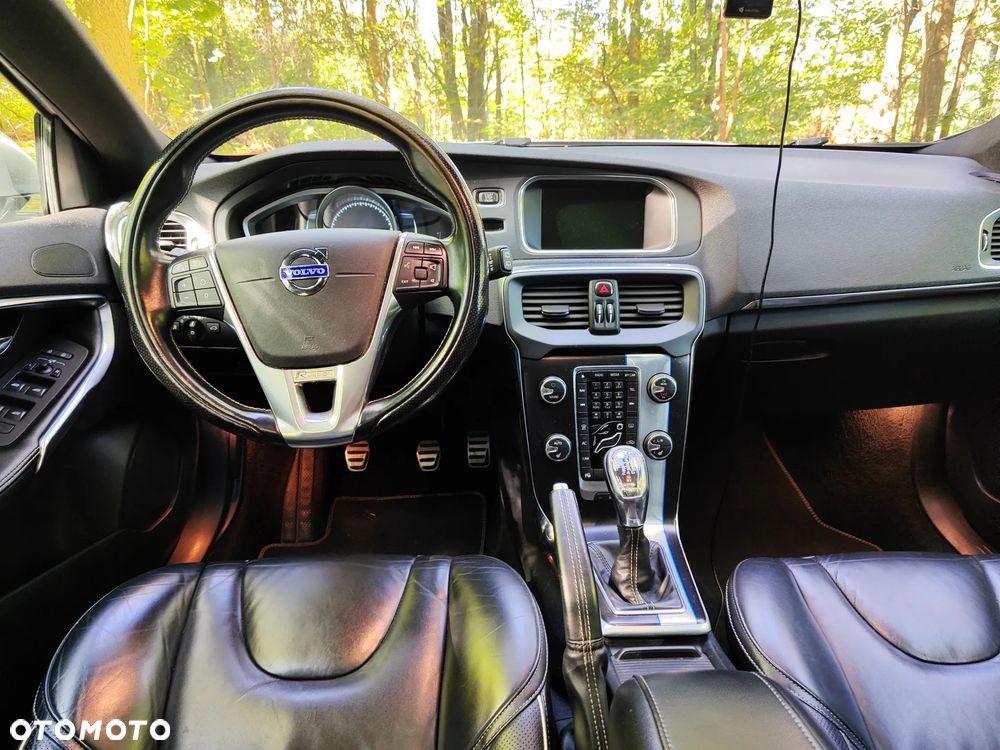 Volvo V40 D2 R-Design Summum - 8