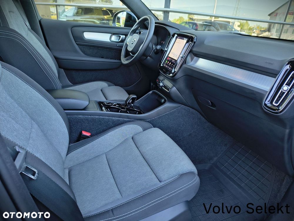 Volvo XC 40 - 23