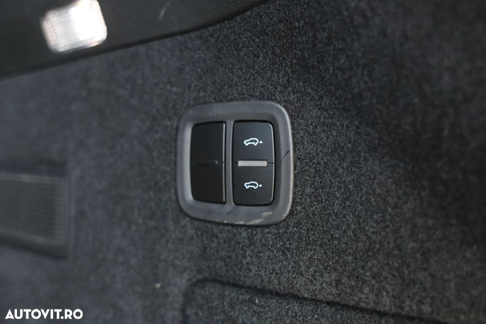 Porsche Cayenne Coupe E-Hybrid Tiptronic S - 30
