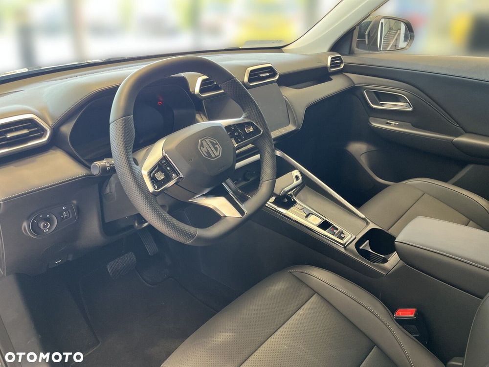 MG ZS Hybrid+ - 11