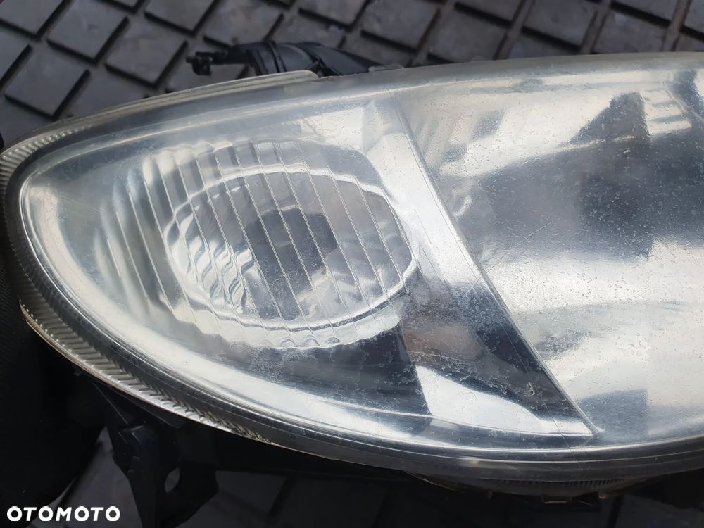 MAZDA 323 F BJ LIFT 2002-2003 LAMPA PRAWA PRZEDNIA EUROPA   STANLEY P1364 - 3