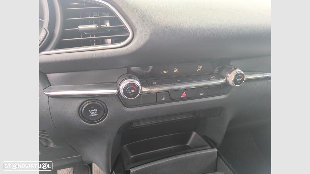 Mazda CX-30 2.0 Sky-G Evolve i-Active - 10