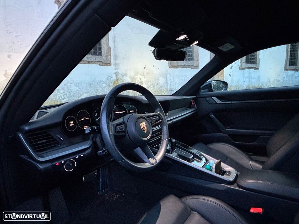 Porsche 911 (992) Carrera PDK - 12