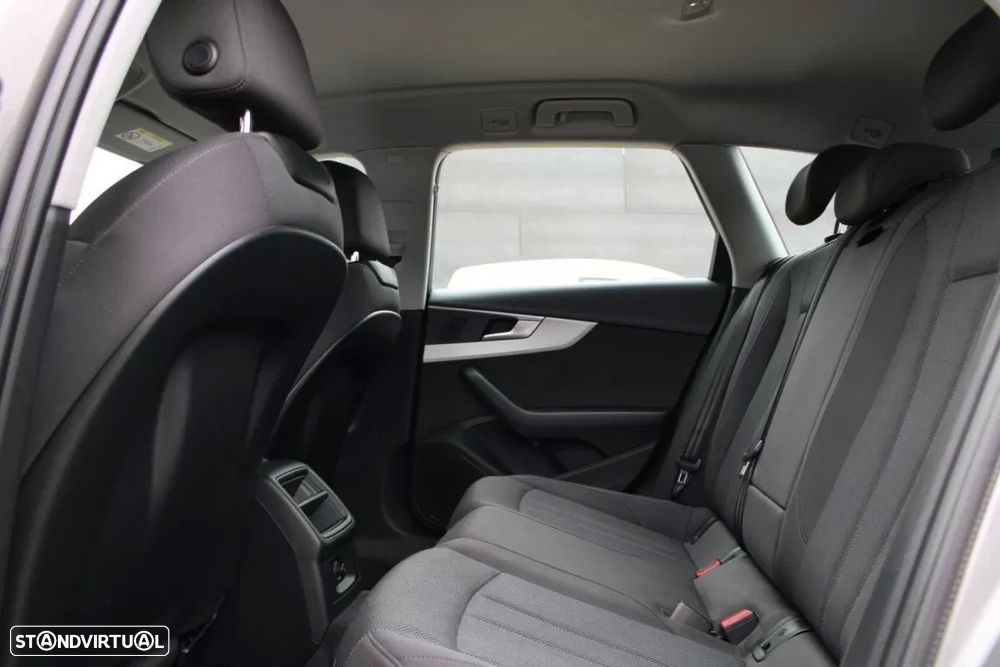 Audi A4 Avant 35 TDI Advanced S tronic - 16