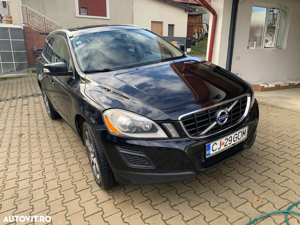 Volvo XC 60 D4 AWD Geartronic Momentum - 3