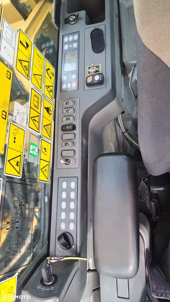 Caterpillar 325F LCR - 7