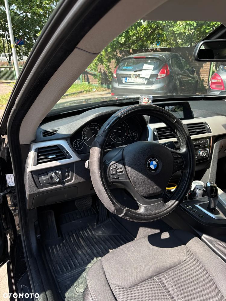 BMW Seria 3 318d - 7