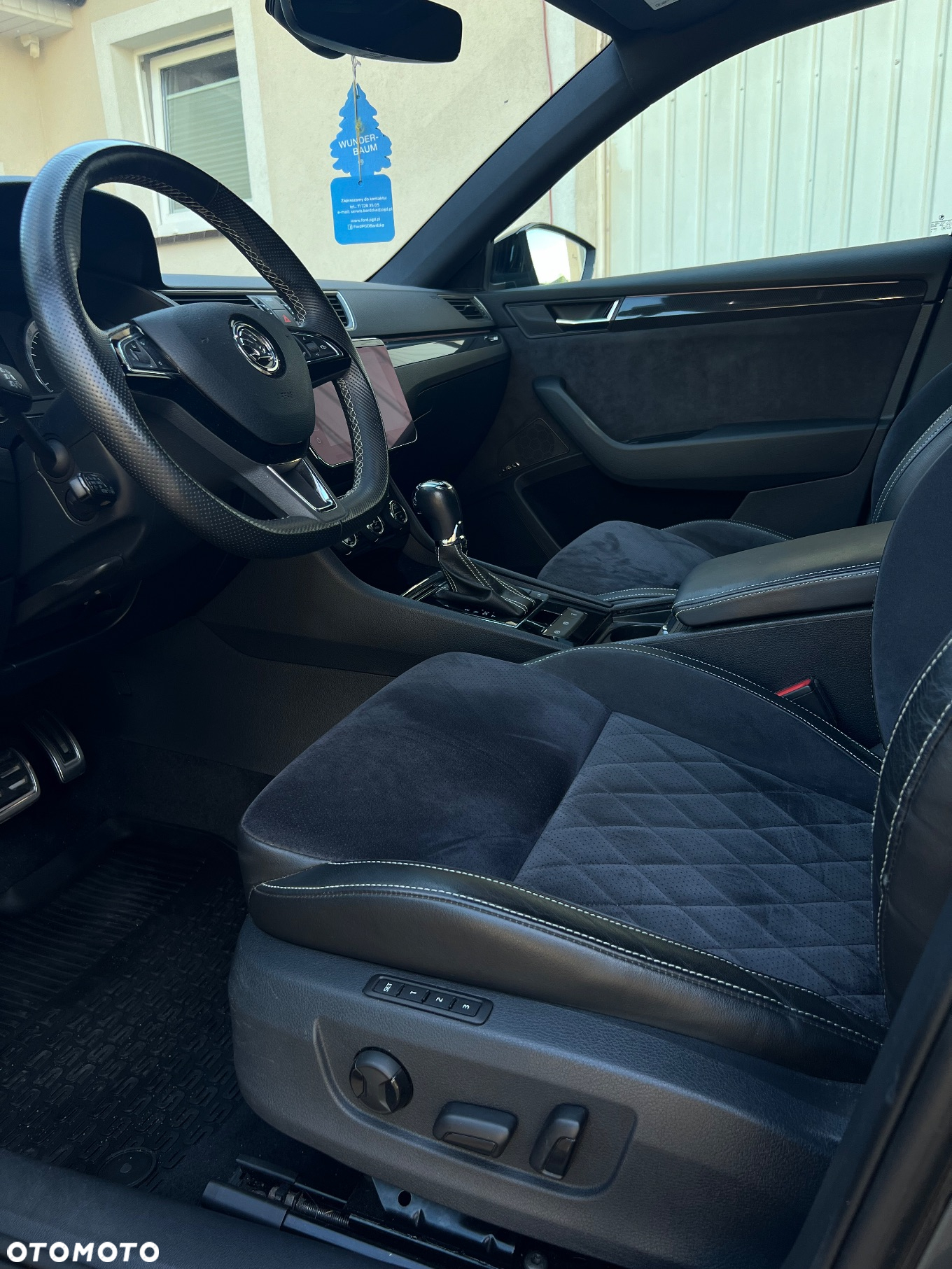 Skoda Superb 2.0 TDI 4x4 Sportline DSG - 9