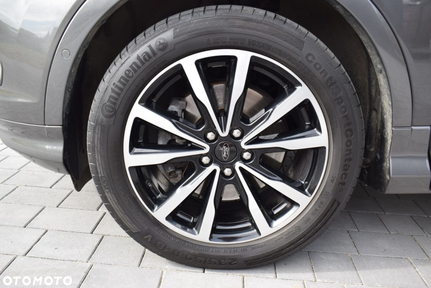 Ford Kuga - 37