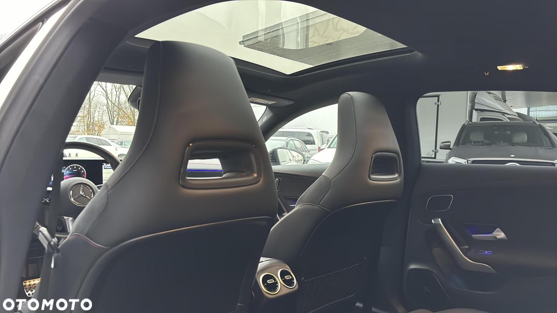 Mercedes-Benz CLA - 14