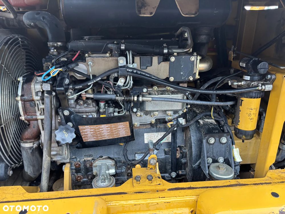 Caterpillar 914G - 4