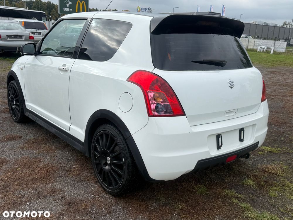 Suzuki Swift - 8