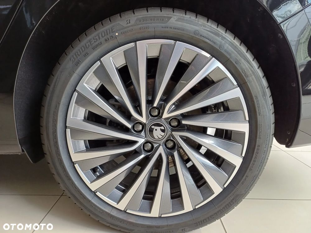 Skoda Superb 2.0 TDI SCR 4x4 L&K DSG - 8