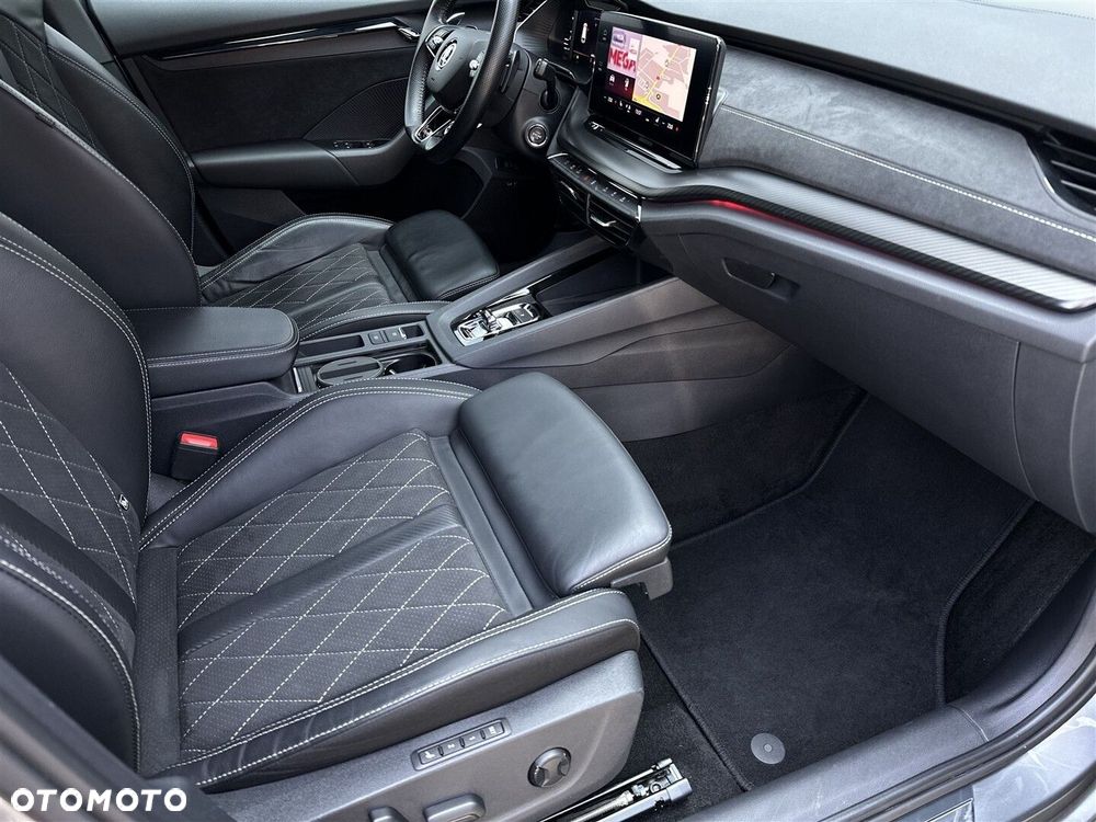 Skoda Octavia 2.0 TDI RS DSG - 9