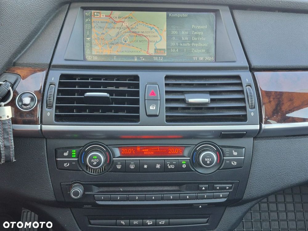 BMW X5 - 32