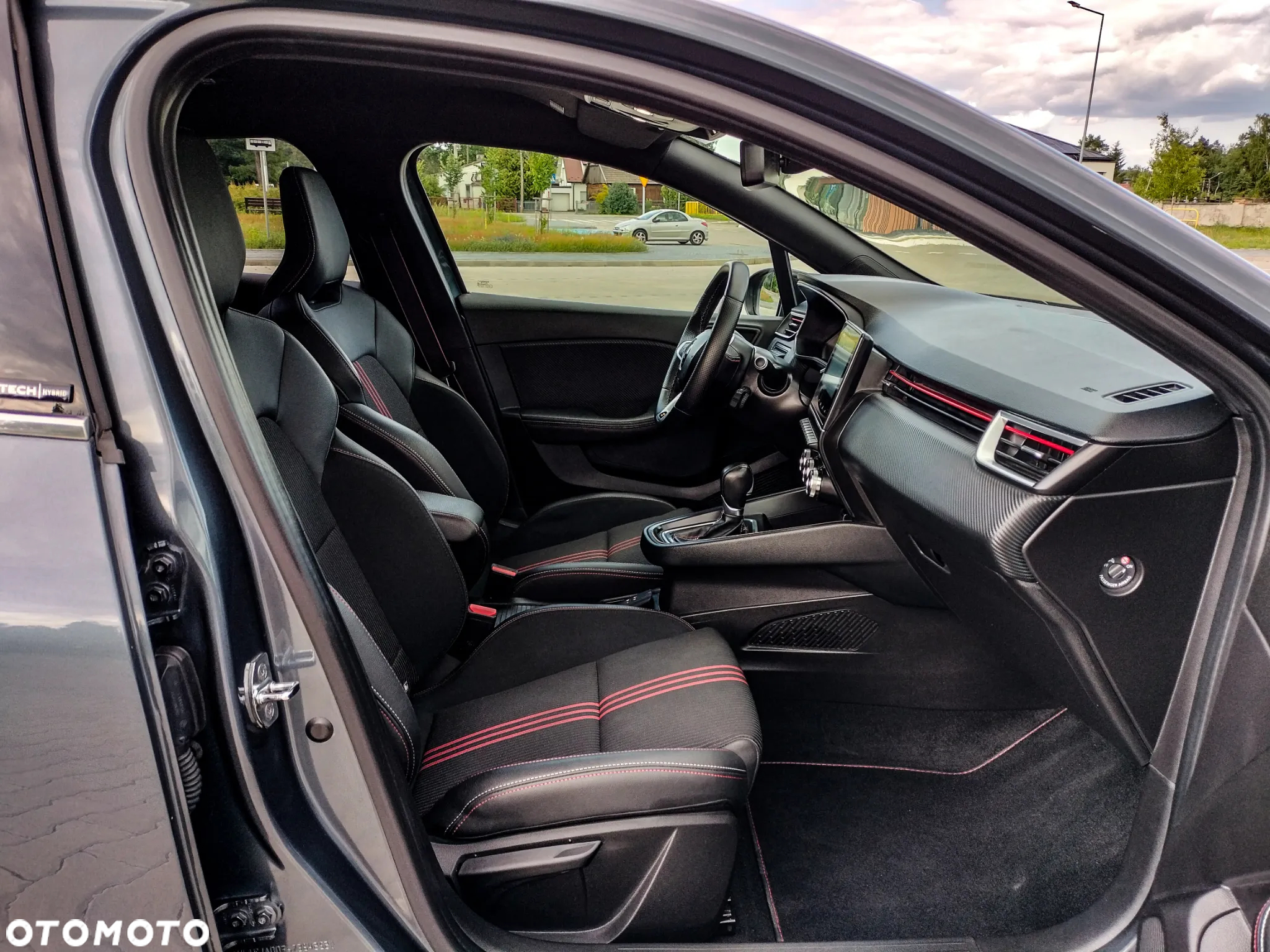 Renault Clio 1.6 E-TECH R.S Line - 13