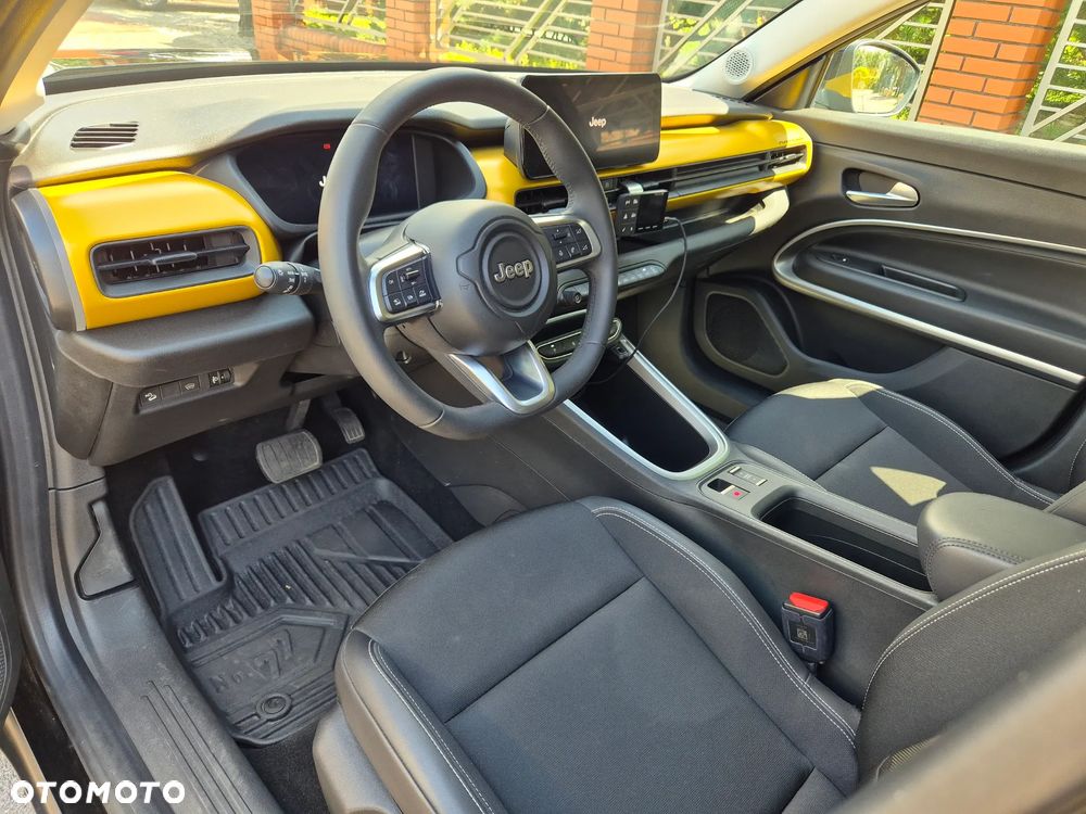 Jeep Avenger Summit+ - 2