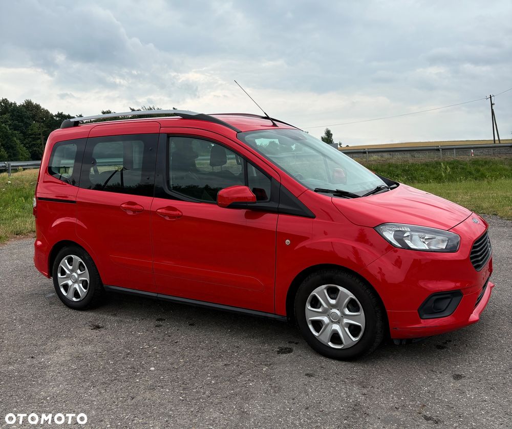 Ford Tourneo Courier 1.0 EcoBoost Trend - 6