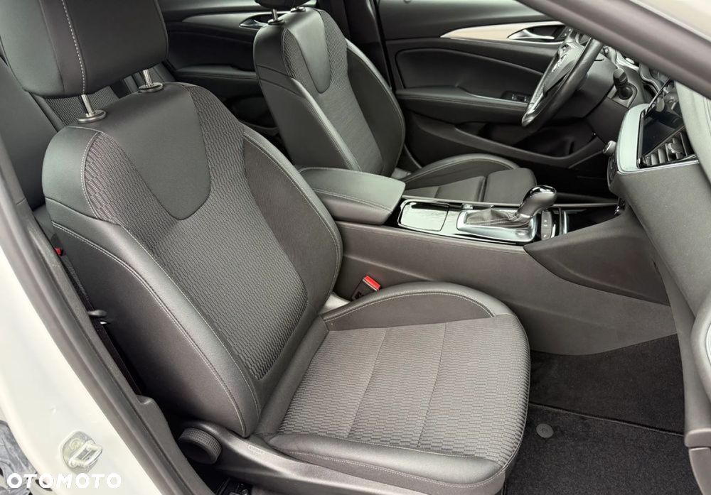 Opel Insignia 2.0 CDTI Business Elegance S&S - 23