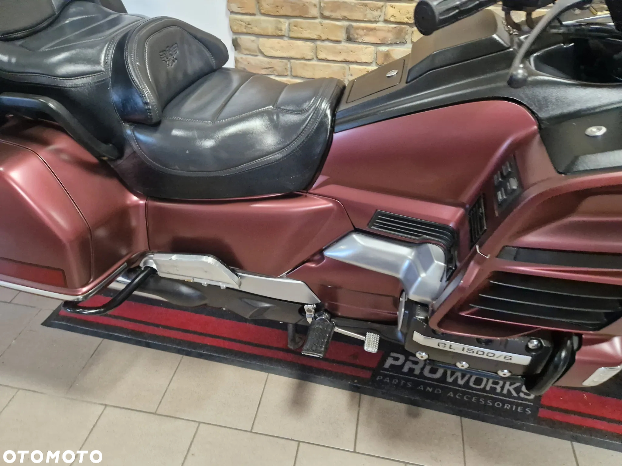 Honda GL - 33