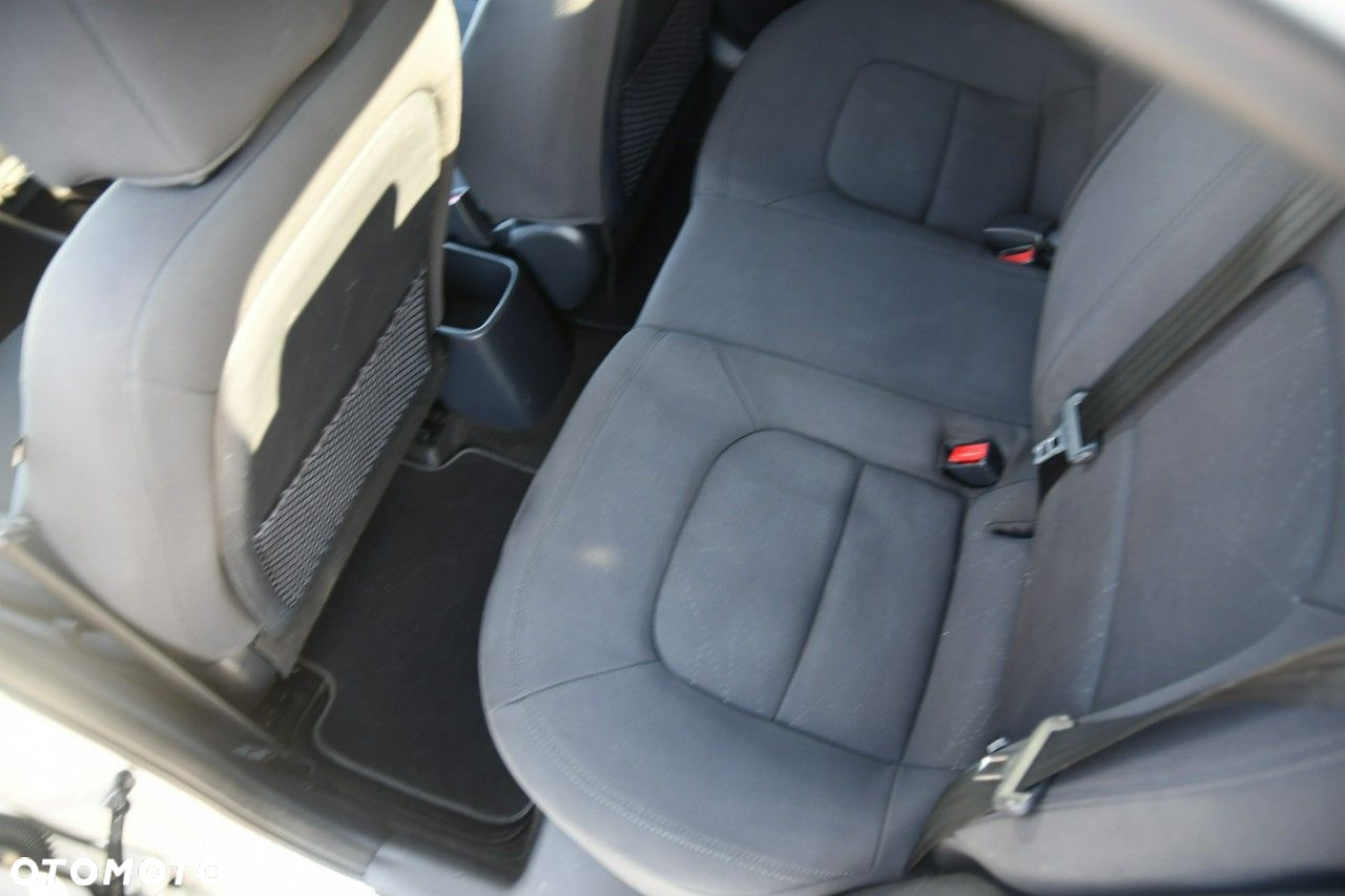 Kia Rio - 20