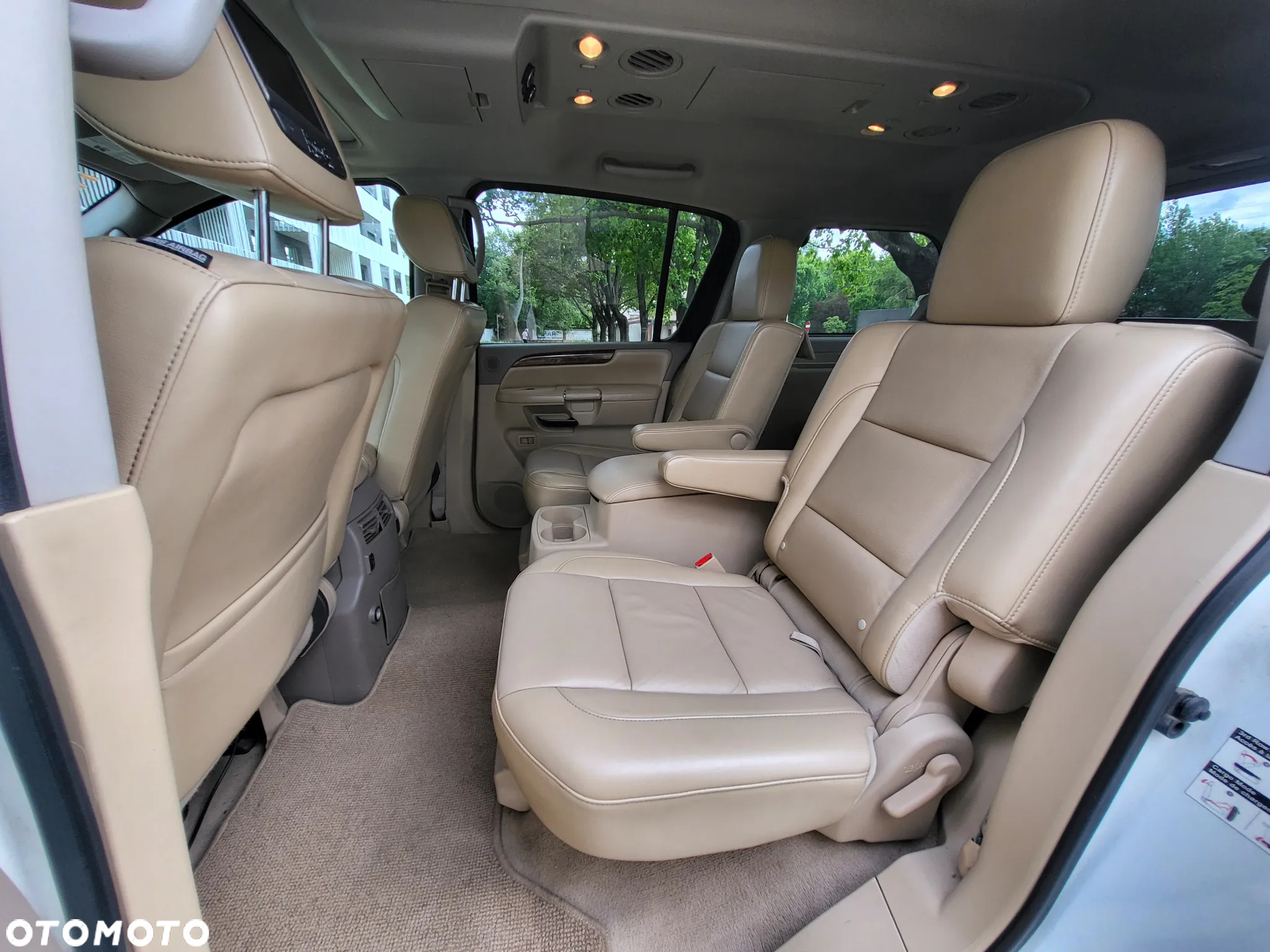 Nissan Armada - 21
