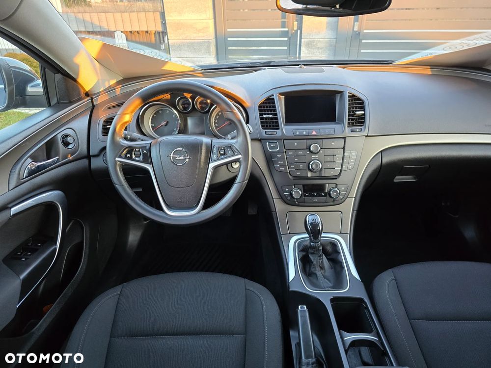 Opel Insignia 2.0 CDTI ecoFLEX Business Cosmo - 11