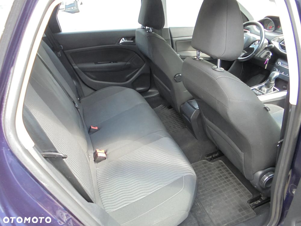 Peugeot 308 SW BlueHDi 150 Automatik Stop & Start Allure - 21