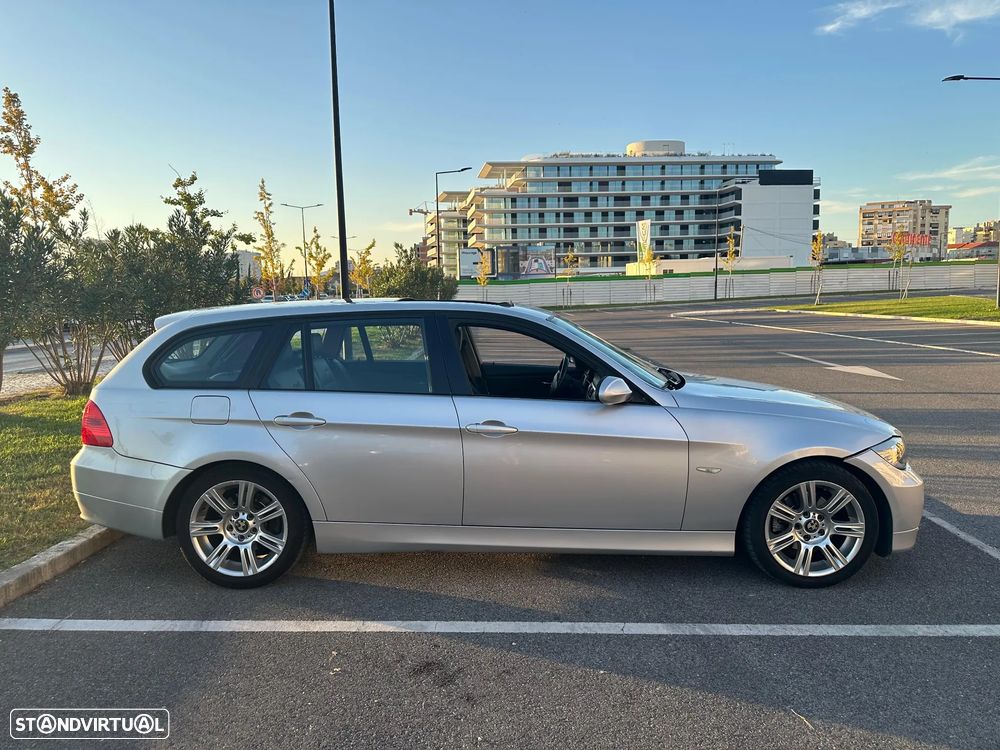 BMW 320 dA Touring - 20