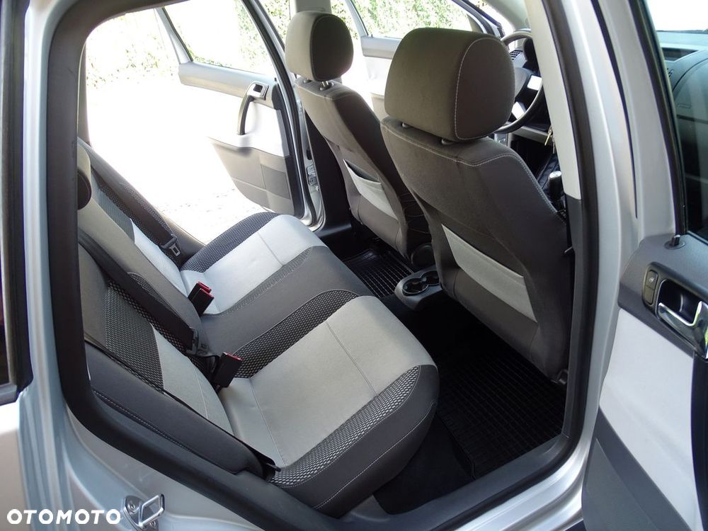 Volkswagen Polo Cross 1.4 16V - 24