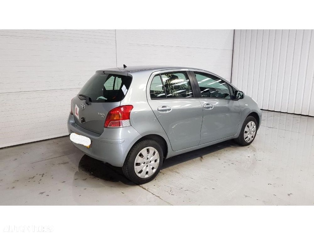 Capota Toyota Yaris 2009 HATCHBACK 1.4 d4D - 7