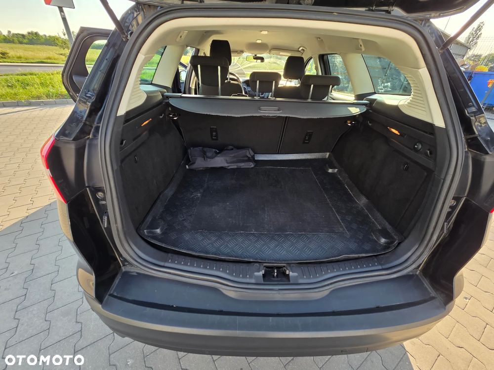 Ford Focus 1.6 Edition - 5