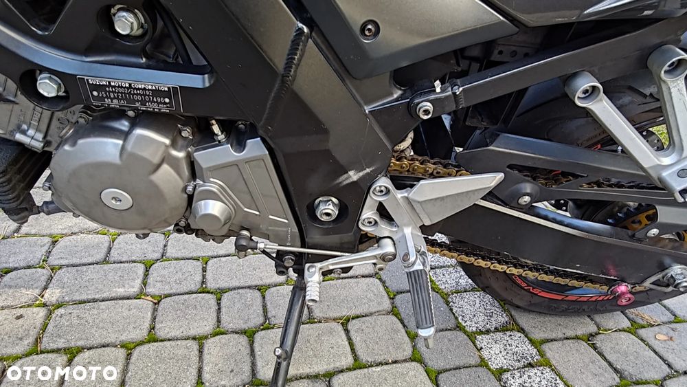Suzuki SV - 19