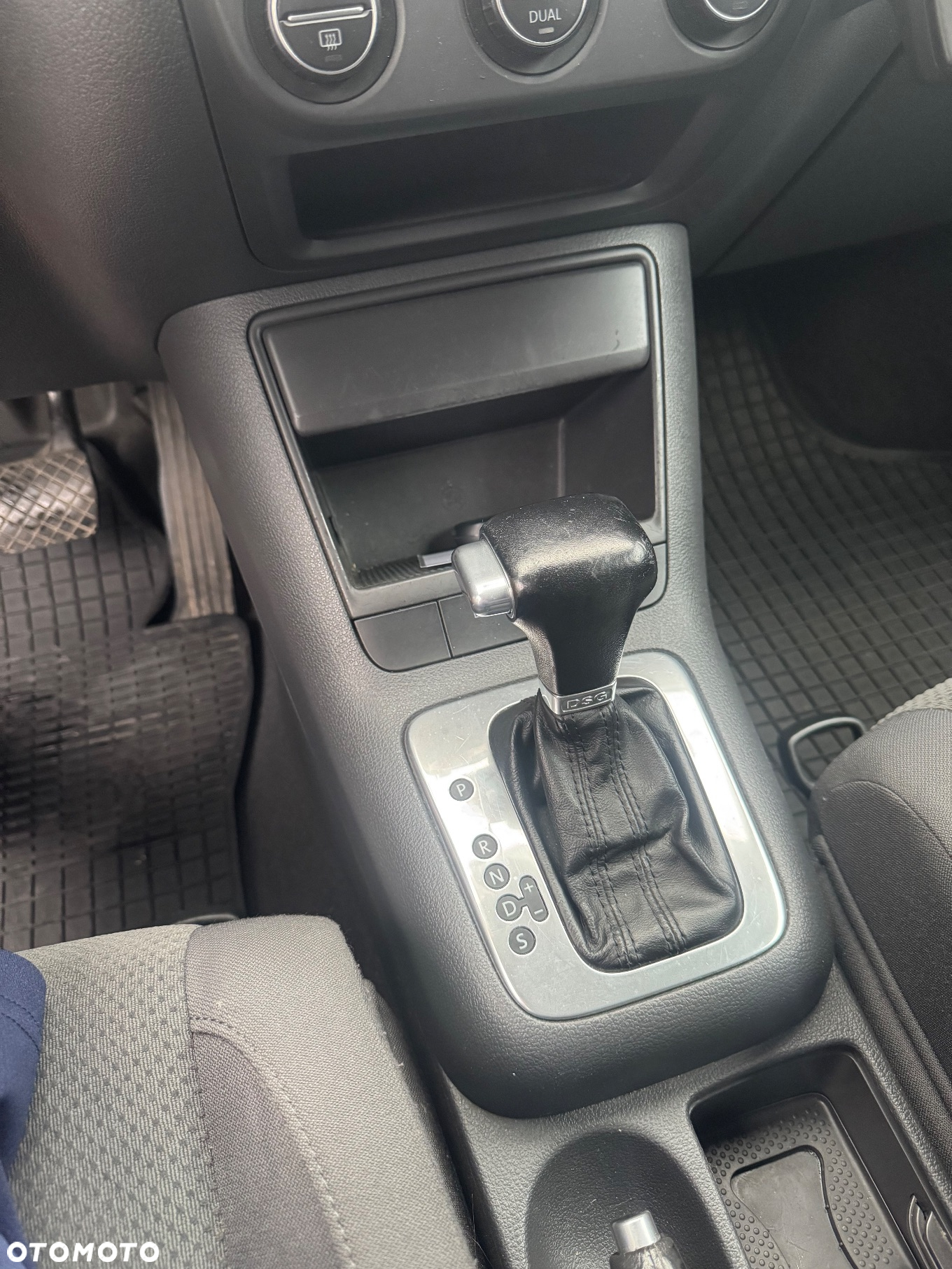 Volkswagen Golf Plus 2.0 TDI Sportline DSG - 7