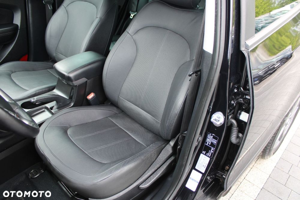 Hyundai ix35 2.0 CRDi 4WD Automatik Premium - 17