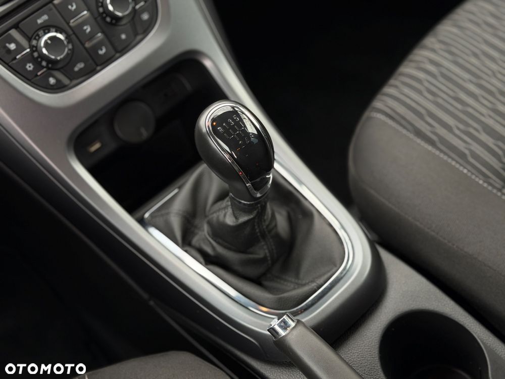 Opel Astra 1.4 T Cosmo - 21