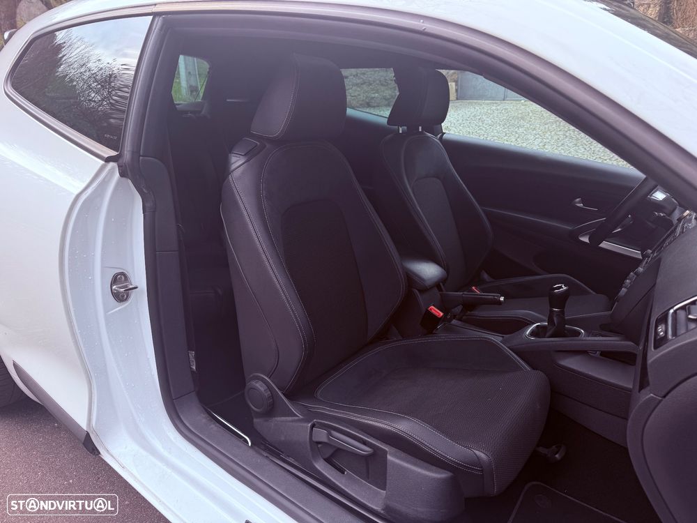 VW Scirocco 2.0 TDI Sport - 16