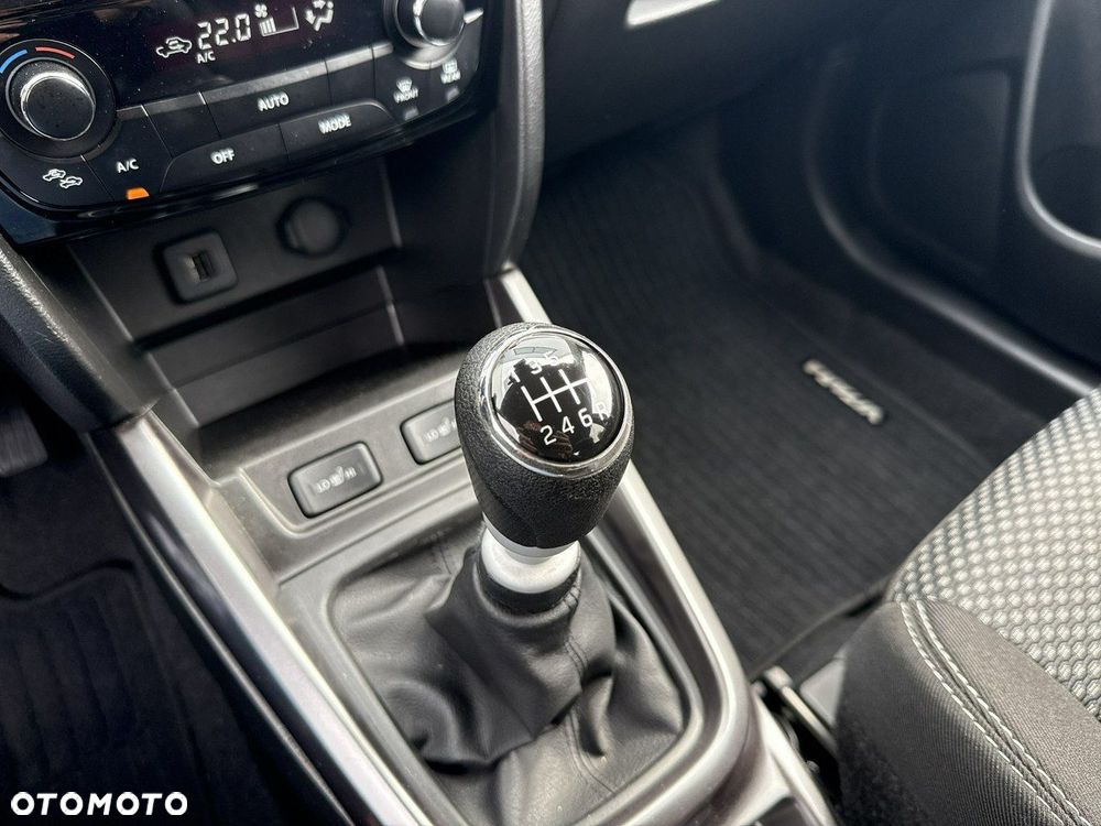 Suzuki Vitara 1.4 Boosterjet mHEV Premium 2WD - 25