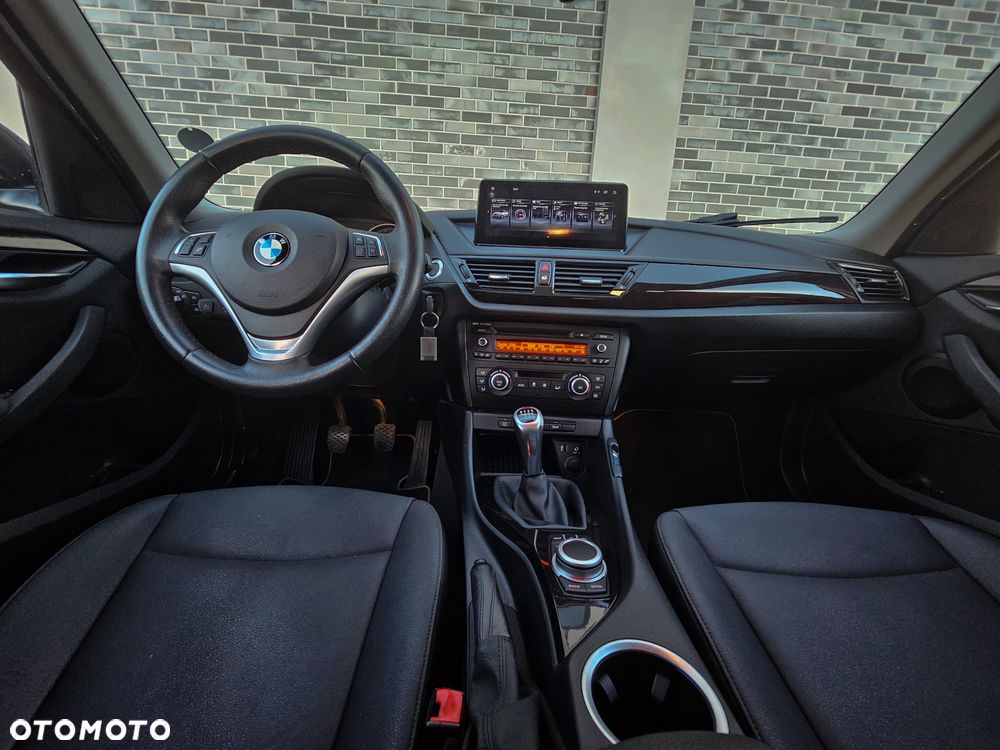 BMW X1 sDrive18d - 8