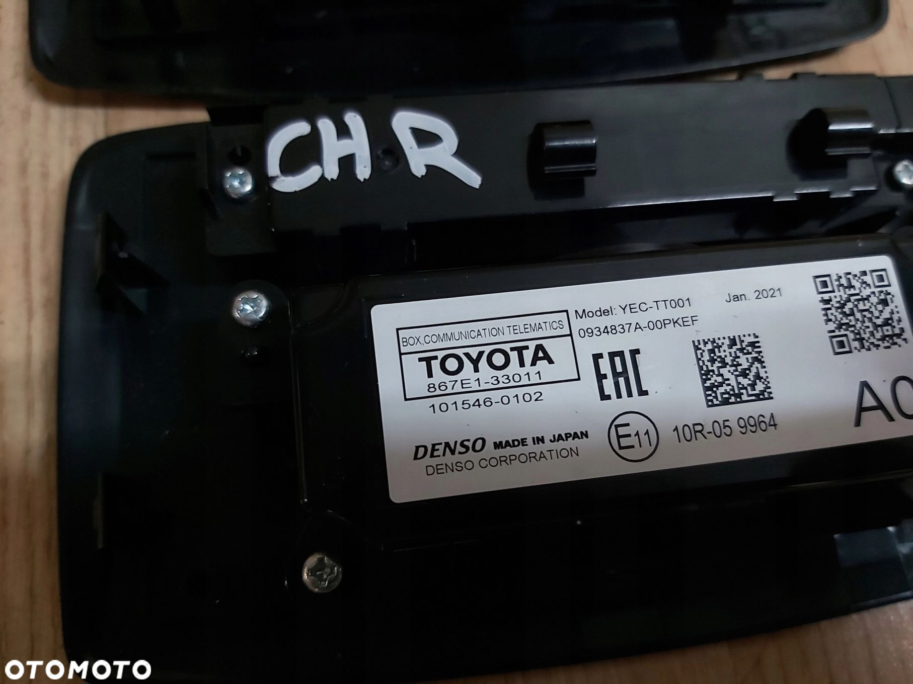 Toyota C-HR Lexus mikrofon podsufitki BOX 867E1-33011 - 4