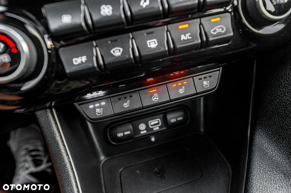 Kia Sportage 2,0 CRDI AWD GT Line - 35