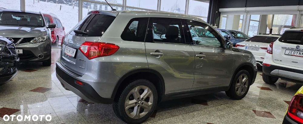 Suzuki Vitara - 4