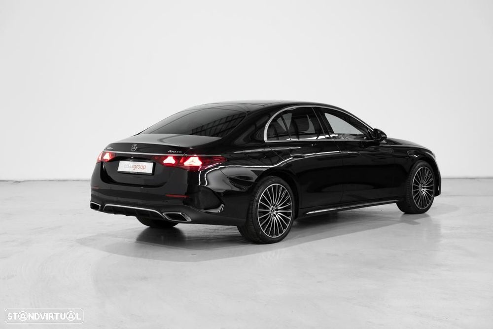 Mercedes-Benz E 300 2024 photo 3