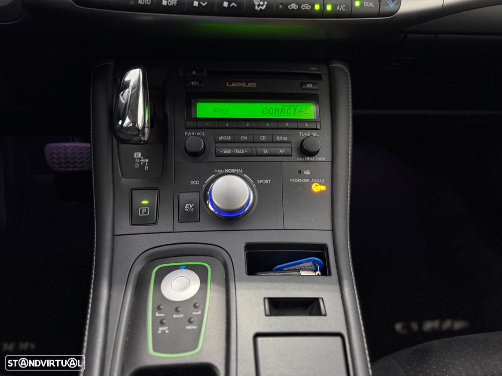 Lexus CT 200h Business - 13