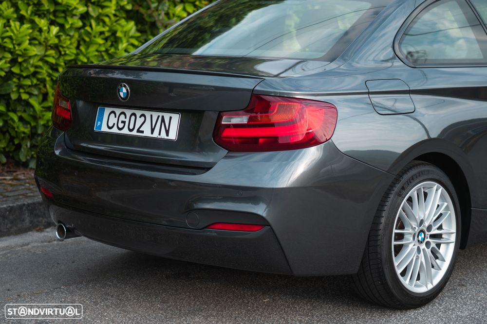 BMW 218 - 6
