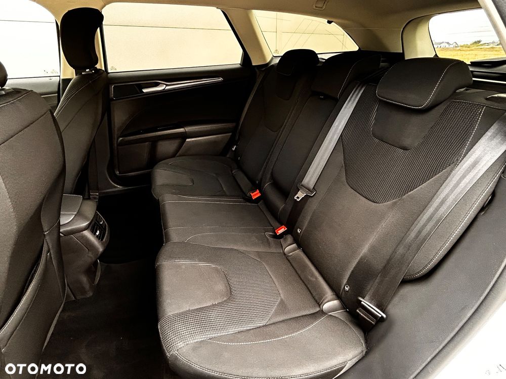 Ford Mondeo 2.0 TDCi STart-Stopp PowerShift-Aut Titanium - 8