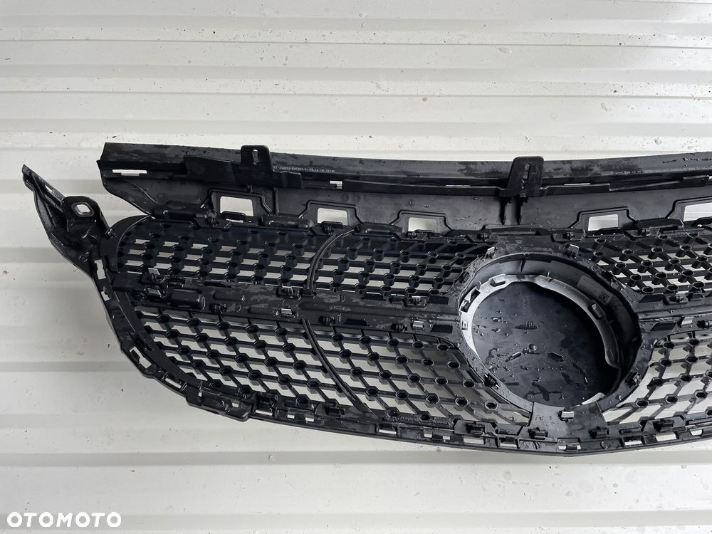 ATRAPA PRZÓD GRILL MERCEDES BENZ C KLASA W205 DIAMOND DISTRONIC A2058882060 - 11
