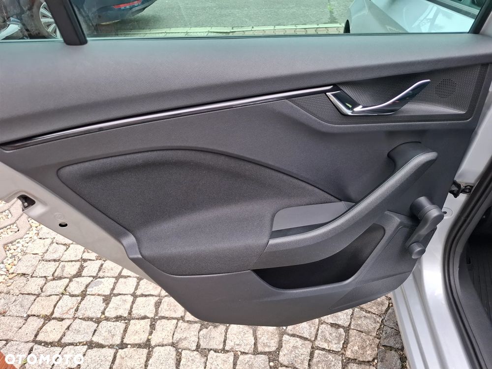 Skoda Scala 1.0 TSI Ambition - 32